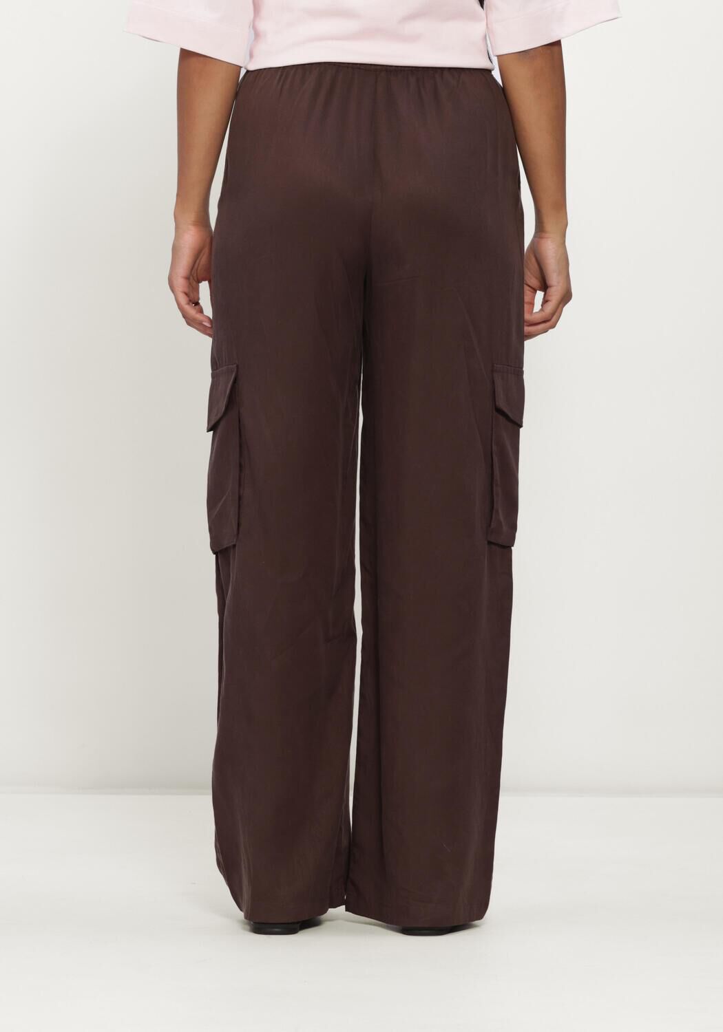 Braune Y.A.S. Hosen YASBAMBOO HMW PANT WO. ELASTIC - large