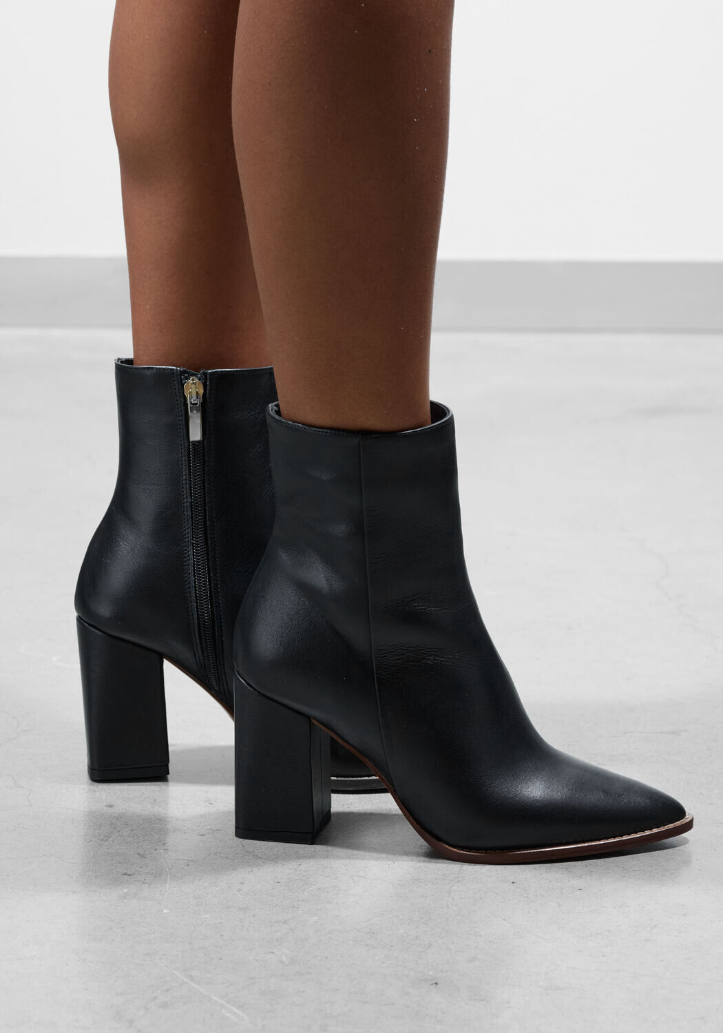 Schwarze LINA LOCCHI Stiefeletten 46994 - medium