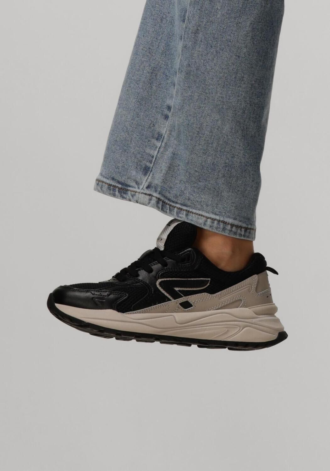 Schwarze HUB Sneaker Low GRID-W - large