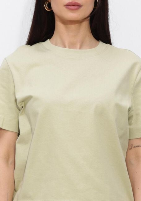 Gelbe SELECTED WOMEN T-shirt SLFESSENTIAL SS BOXY TEE - large