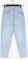 Hellblau SELECTED FEMME Mom jeans RITA HW MOM LIGHT BLUE JEANS