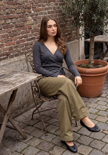 Dunkelgrau BOII STUDIOS Top MOSA WRAP KNIT - large