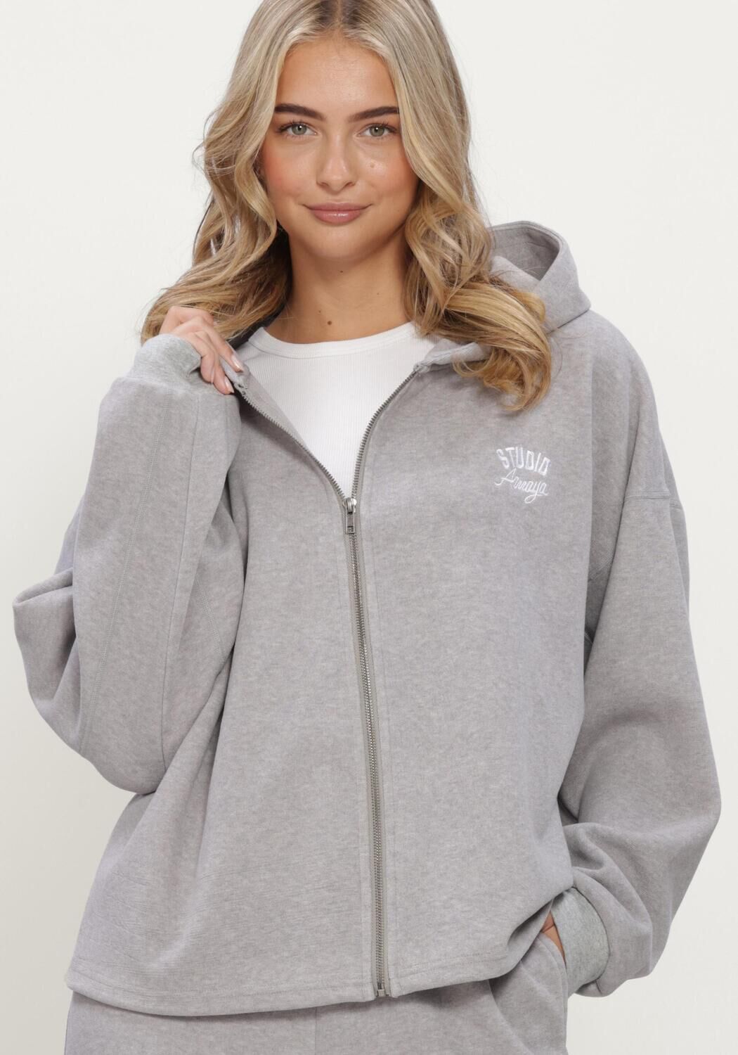 Hellgrau STUDIO AMAYA Sweatshirt ROVE SWEATER - large