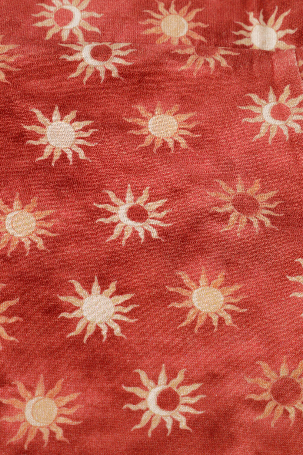 Rote LIKE FLO Schlaghose FLOOR AOP FLARED PANTS - large