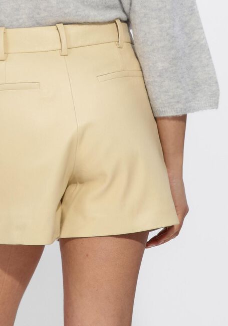 Ecru STUDIO AR Kurze Hose SOFIE SHEEP SOFT WAXED - large