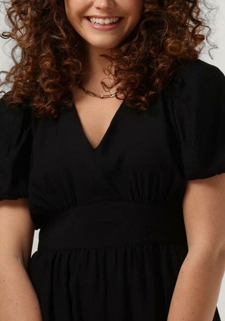 Schwarze Y.A.S. Midikleid YASCLEMA SS MIDI DRESS - large
