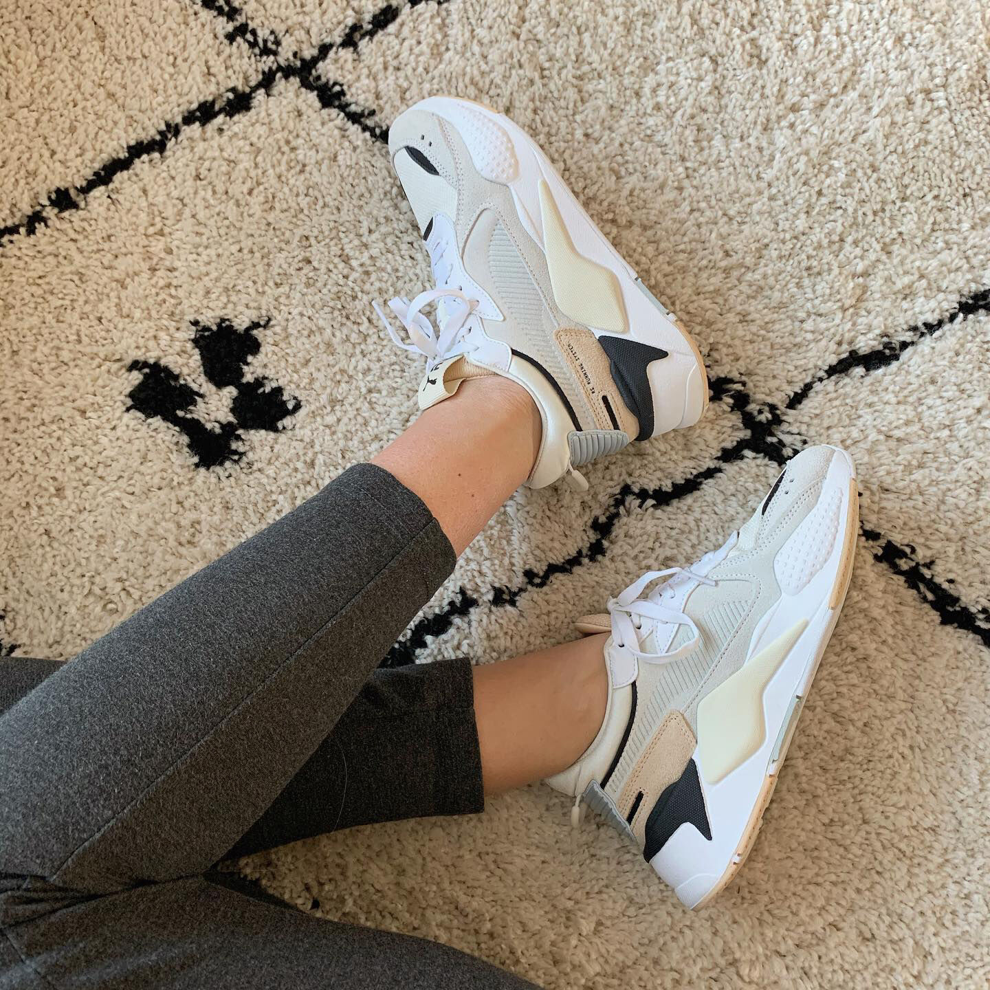 Omoda puma sneakers hotsell dames