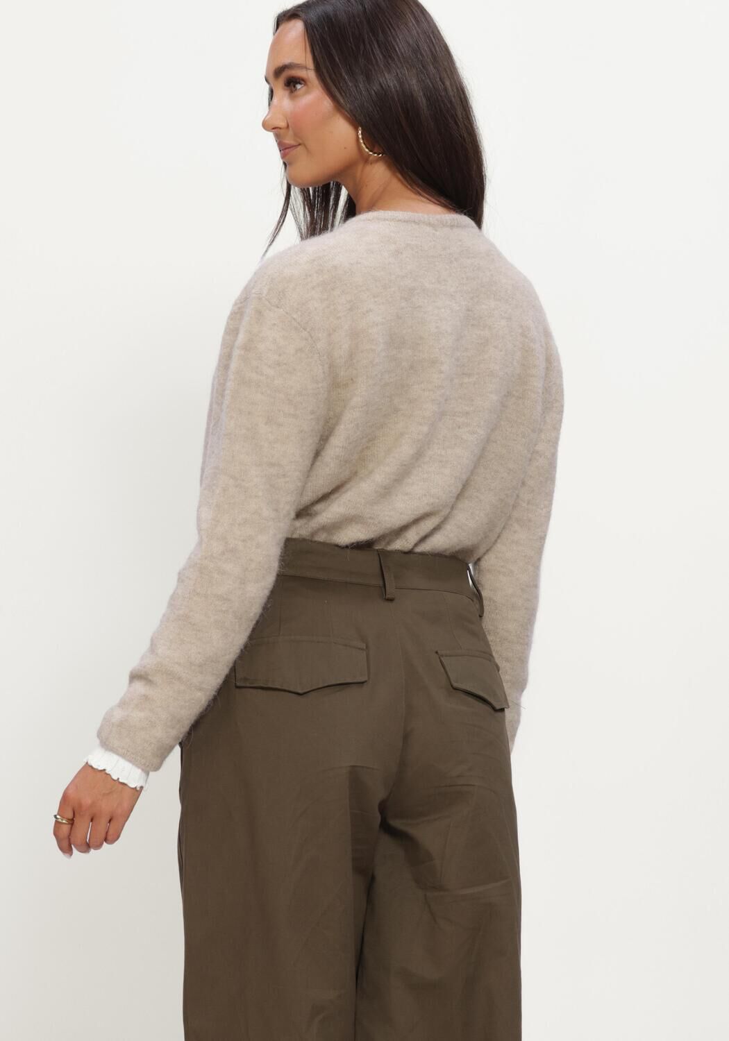 Beige BOII STUDIOS Strickjacke FLORA - large