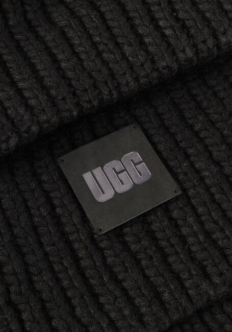 Schwarze UGG Mütze CHUNKY RIB BEANIE KNIT POM SET - large