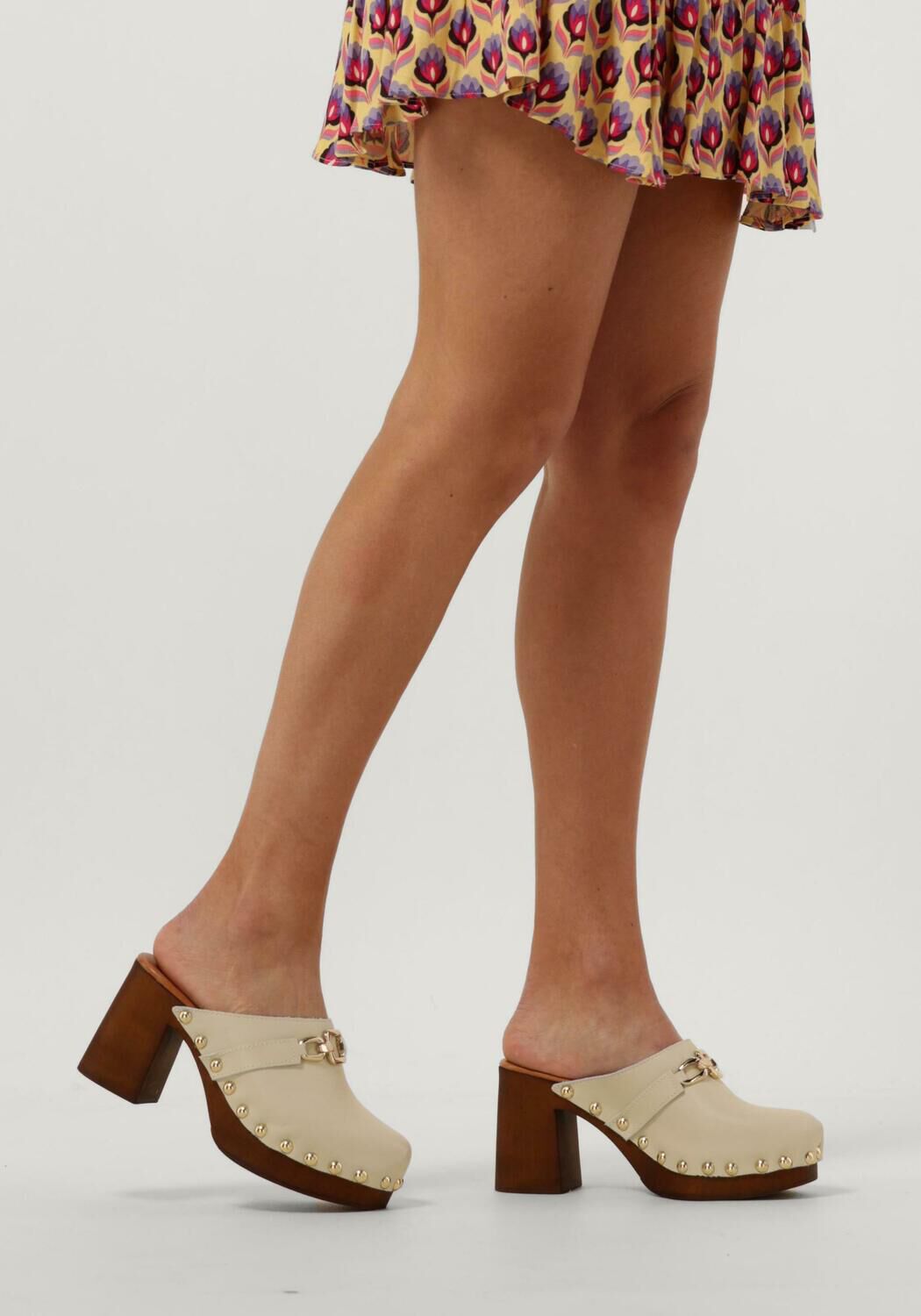 Wei&szlig;e NOTRE-V Clogs 8698 - large