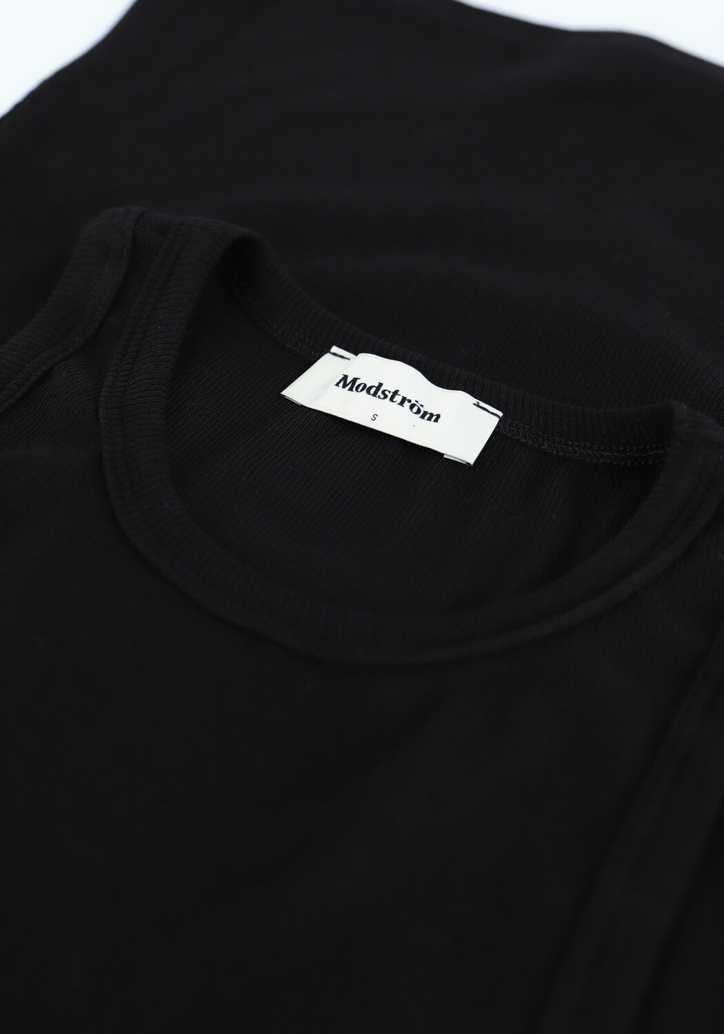 Schwarze MODSTR&Ouml;M Top IGOR TOP - large