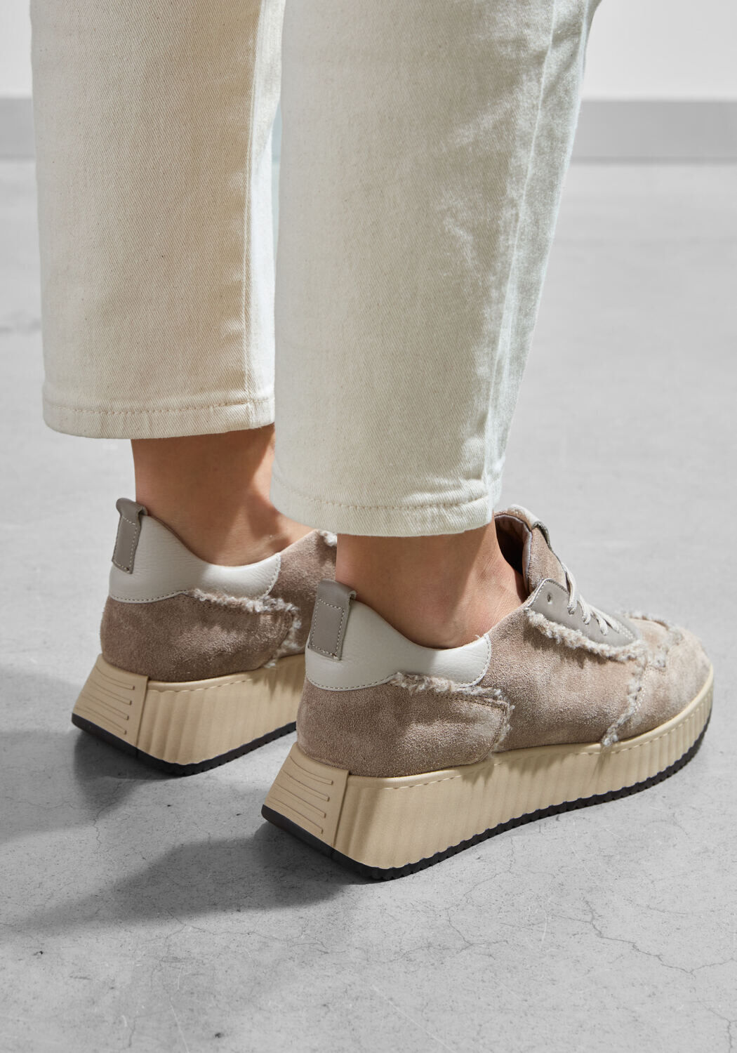 Taupe SOFTWAVES Sneaker Low 8.95.07 - large