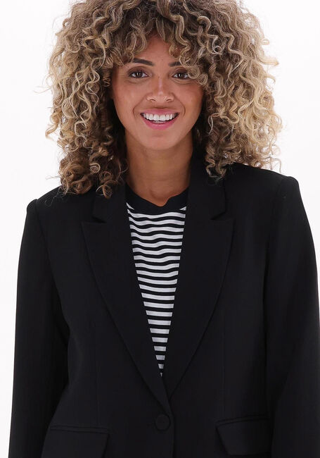 Schwarze Y.A.S. Blazer YASBLURIS LS BLAZER - large