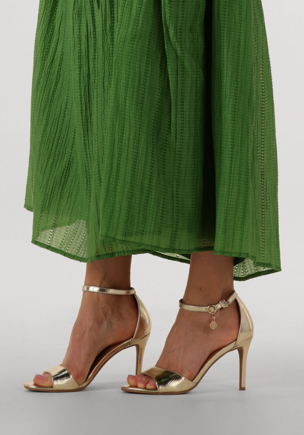 Goldfarbene MEXX Sandaletten mit Absatz LEYLA PAISLEY - large