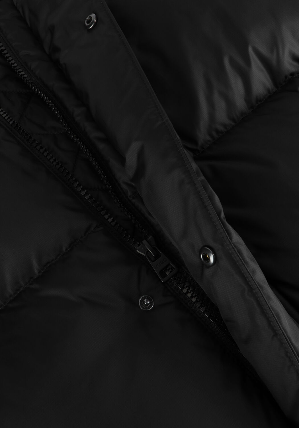 Schwarze HUGO Wattierte Jack MAGNUS2341 - large