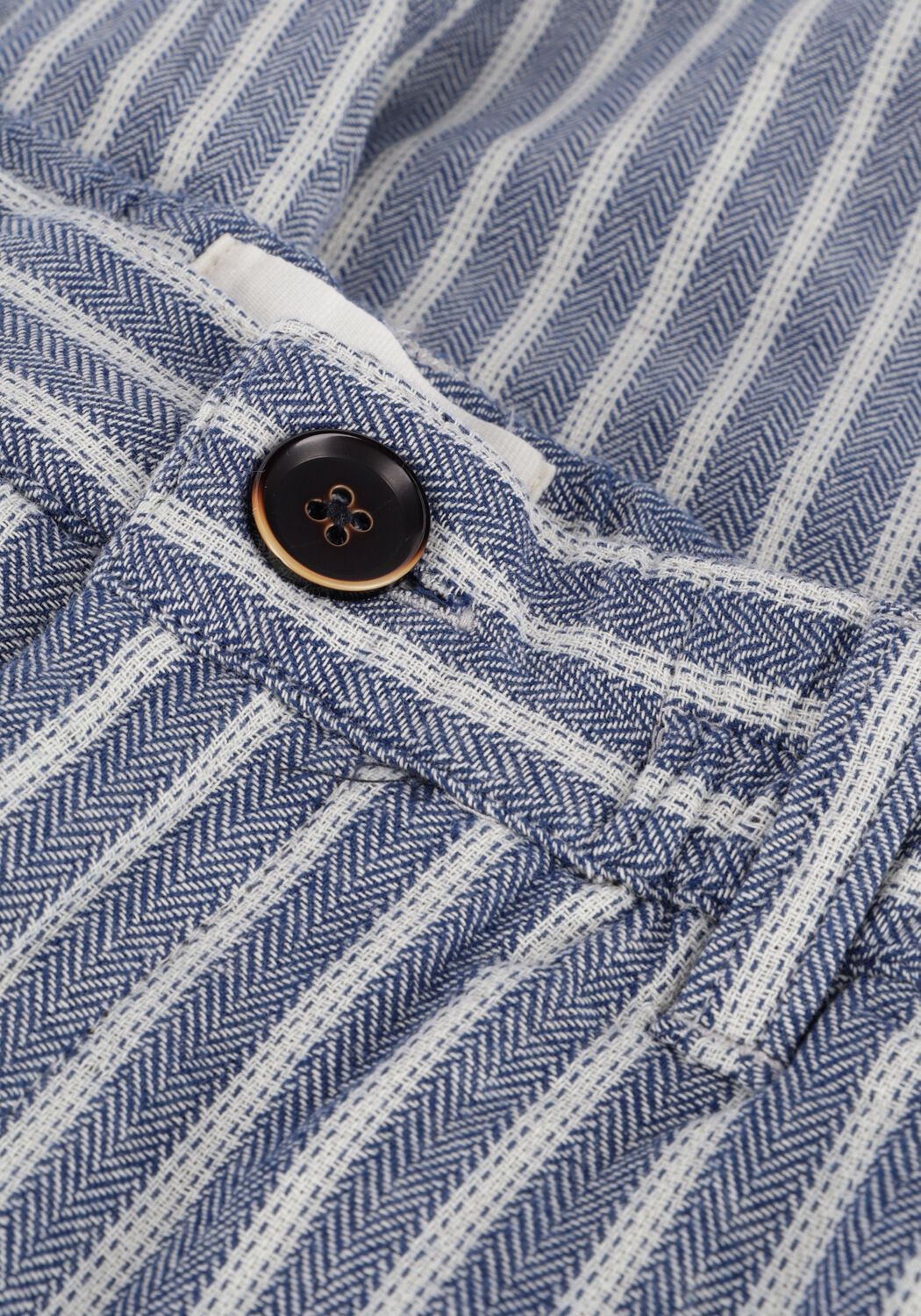 Blaue ANERKJENDT Kurze Hose AKLT JOHN STRIPE SHORTS - large