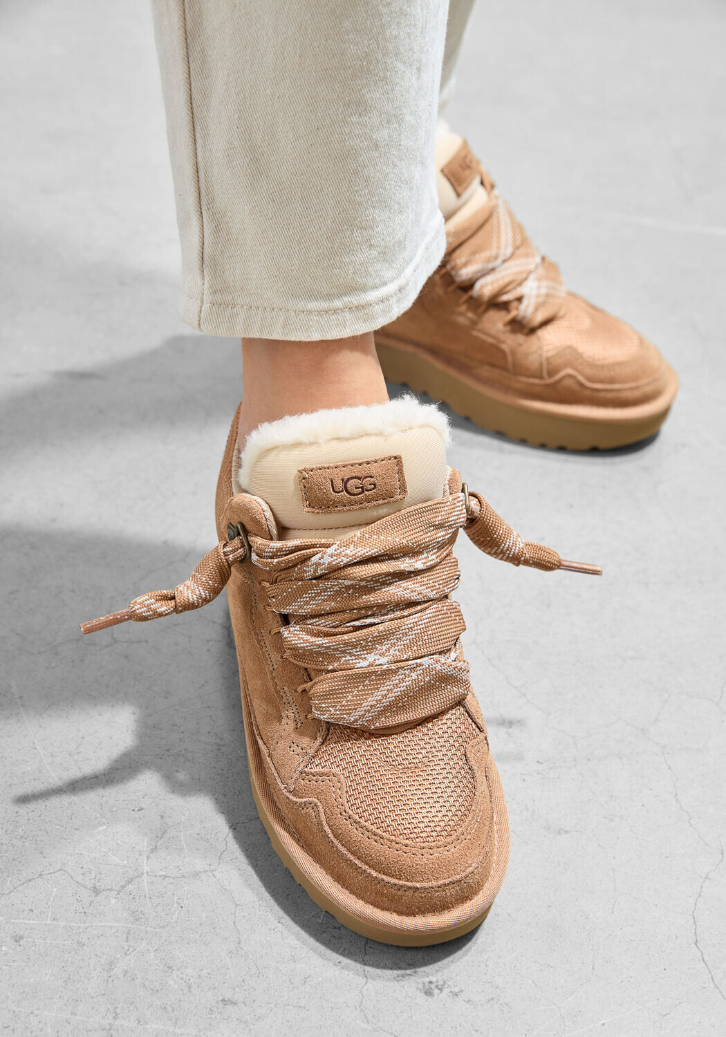 Cognacfarbene UGG Sneaker Low W LOWMEL Omoda