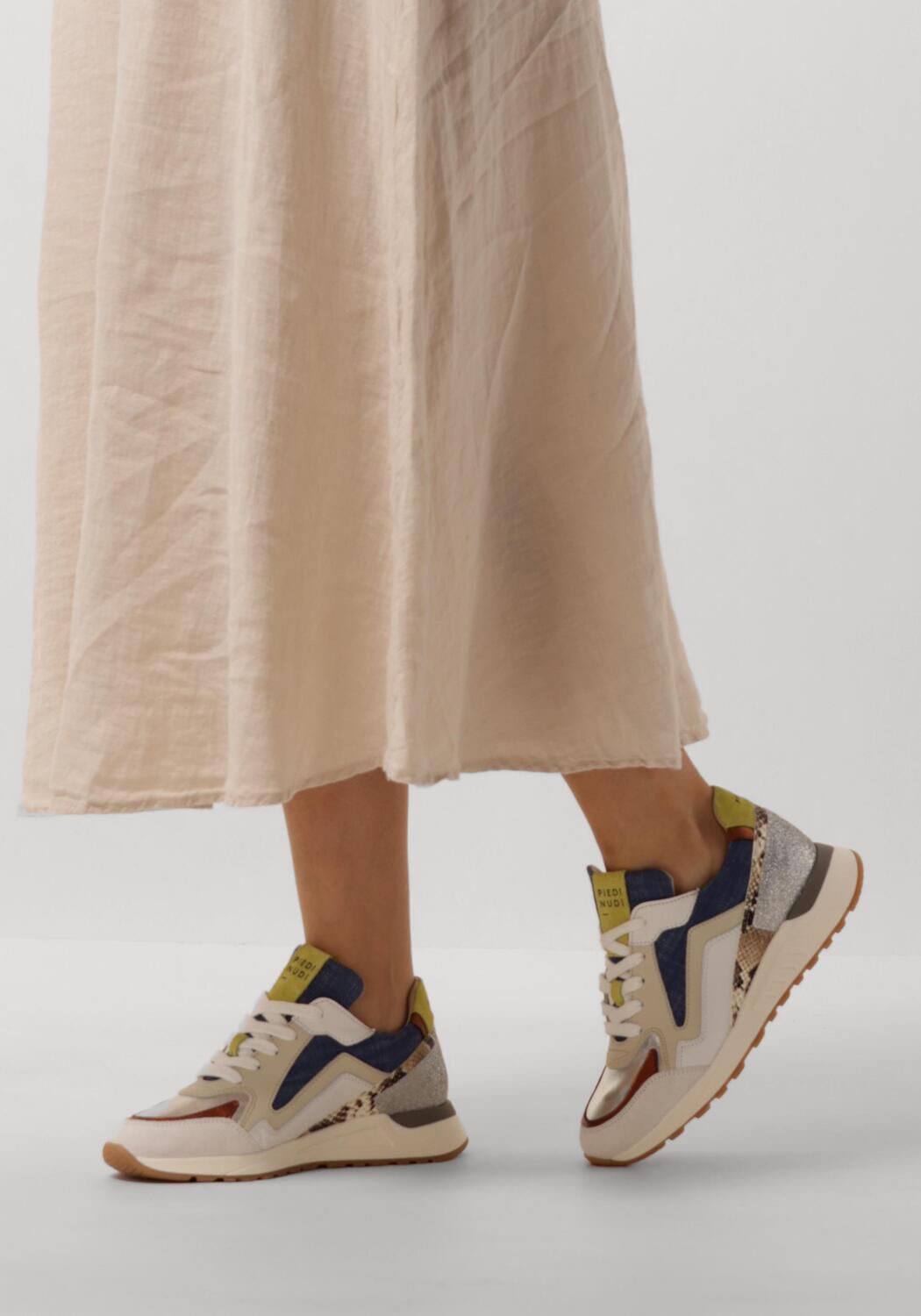 Blaue PIEDI NUDI Sneaker Low SELVA - large