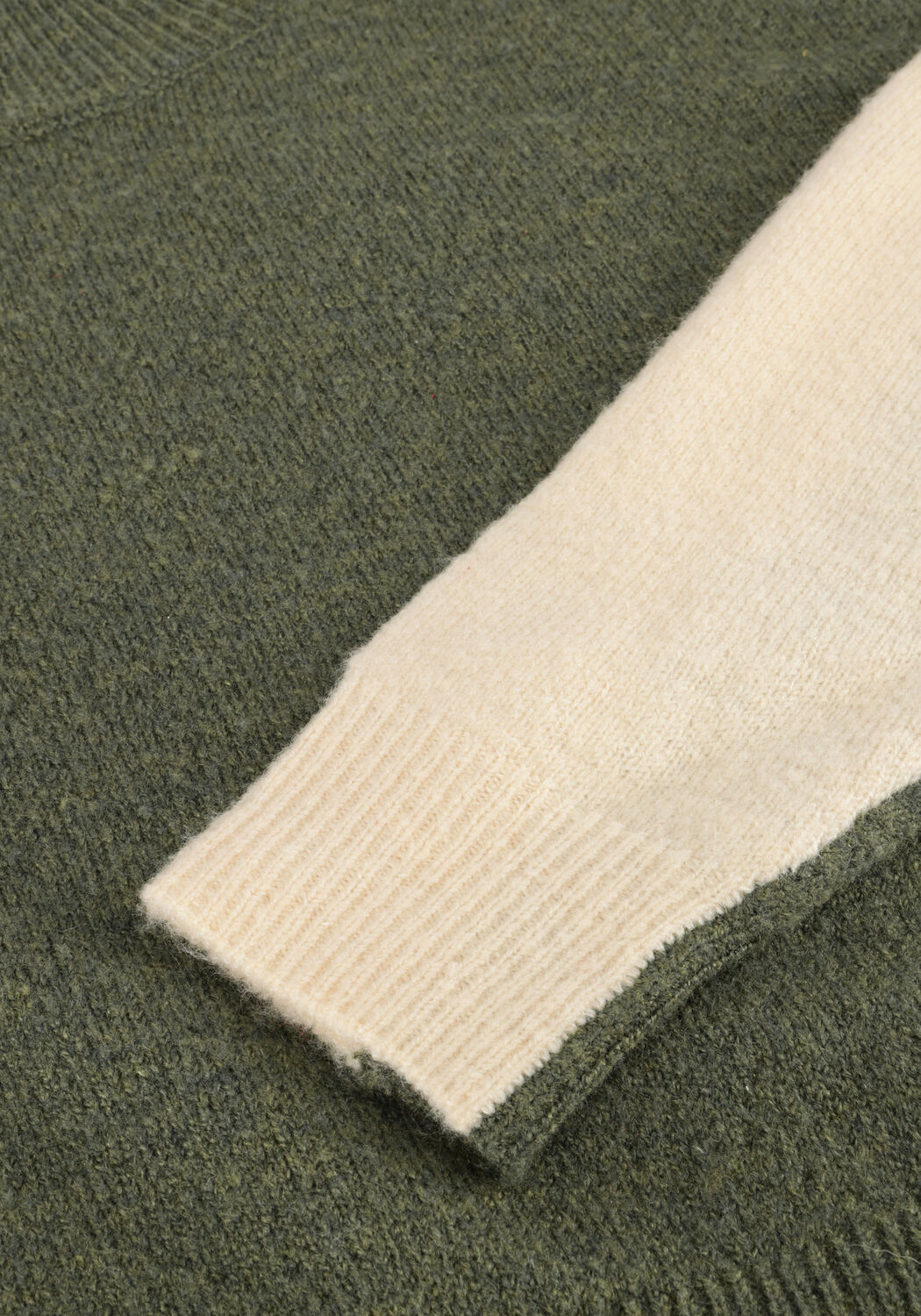 Dunkelgr&uuml;n ANOTHER LABEL Pullover EMILY KNITTED PULL L/S - large