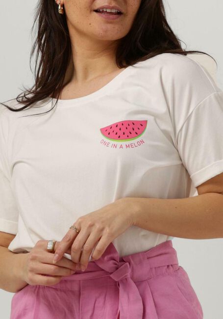 Weiße YDENCE T-shirt T-SHIRT ONE IN A MELON - large