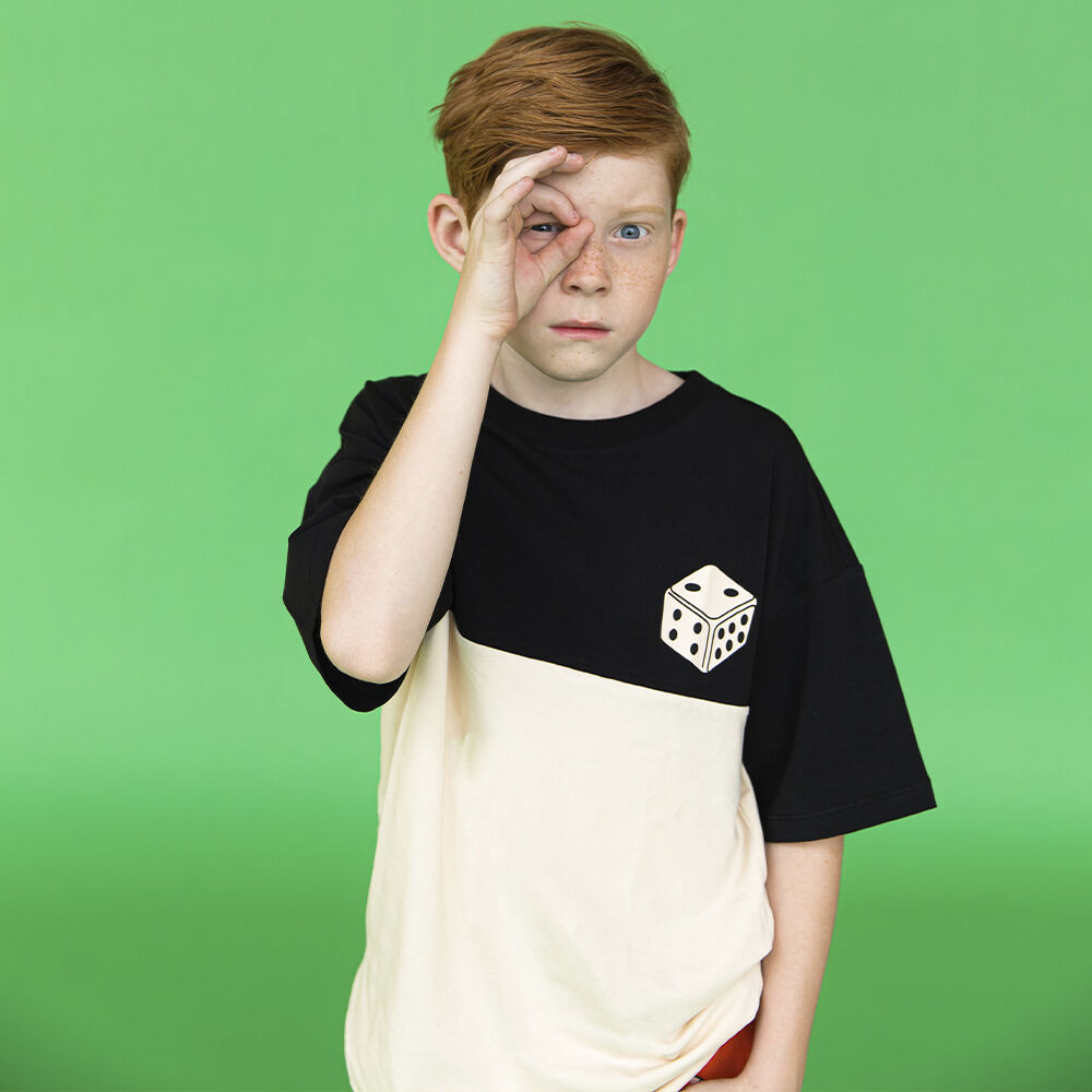 Schwarze CARLIJNQ T-shirt BASIC - OVERSIZED T-SHIRT WITH PRINT - large