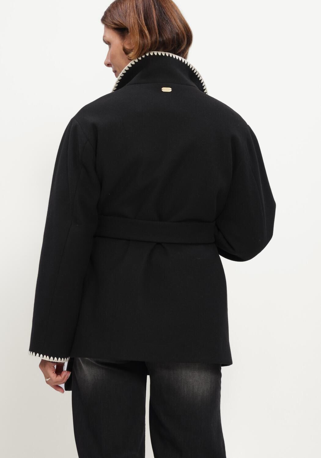 Schwarze BEAUMONT M&auml;ntel ALIZA SHORT COAT - large