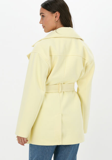 Gelbe NA-KD Mäntel OVERLAP SHORT COAT - large