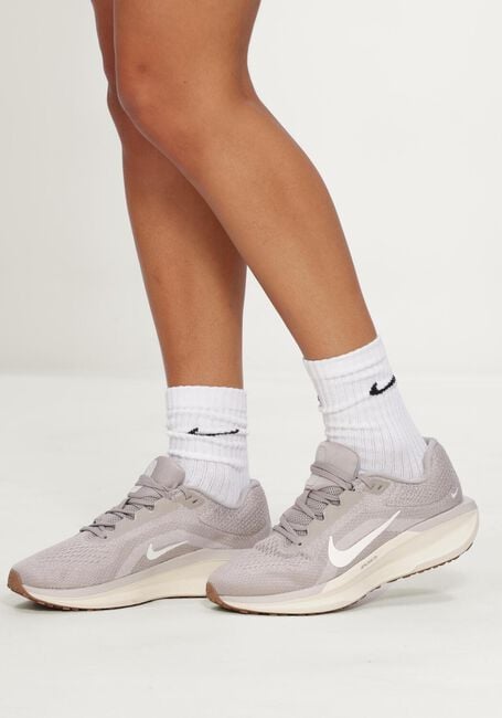 Beige NIKE Sneaker Low NIKE WINFLO 11 - large