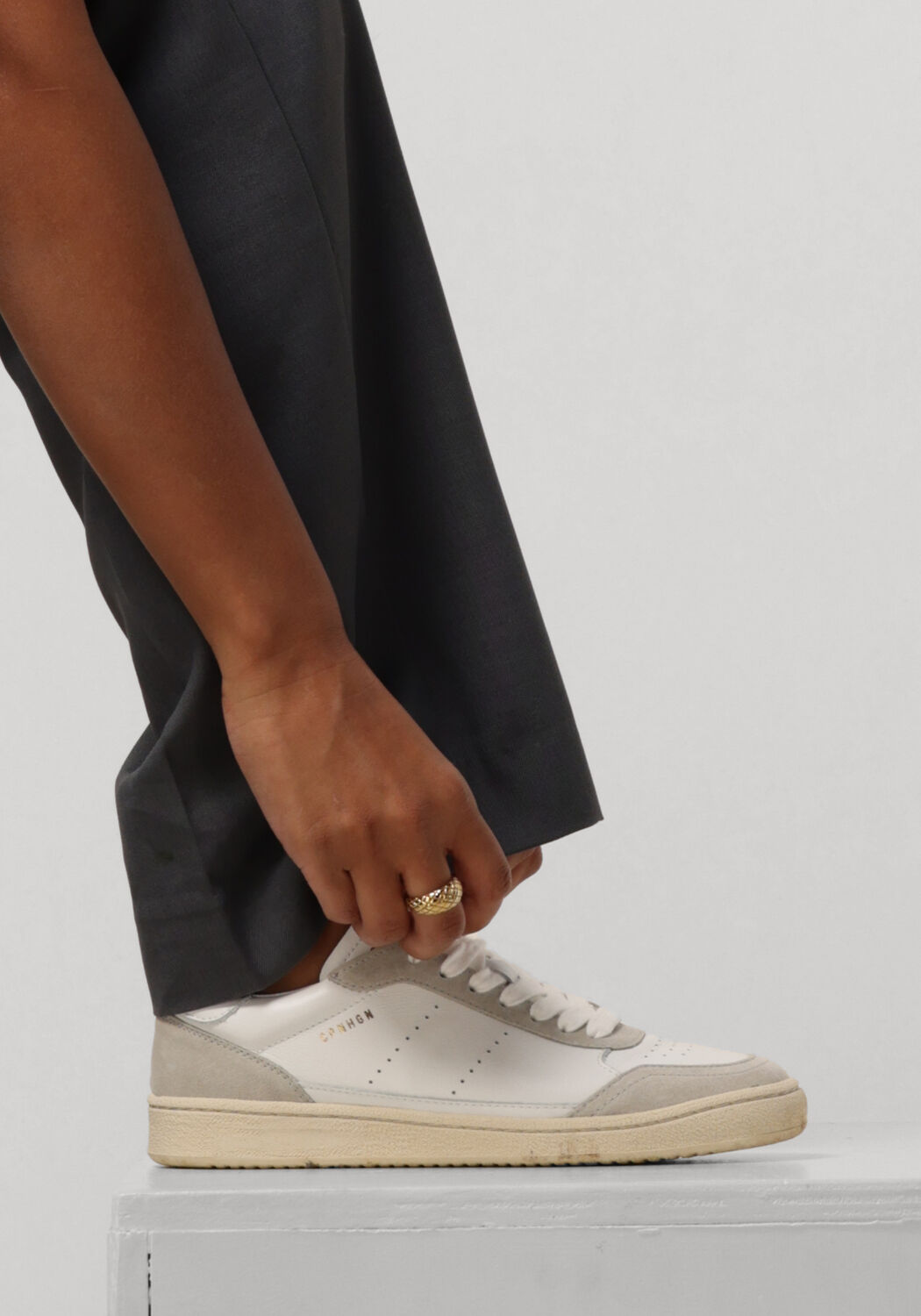 Wei&szlig;e COPENHAGEN STUDIOS Sneaker Low CPH255M - large