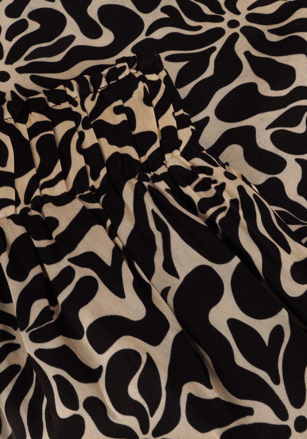 Sand OMODA ATELIER Hosen X FLORINE SHORT - large