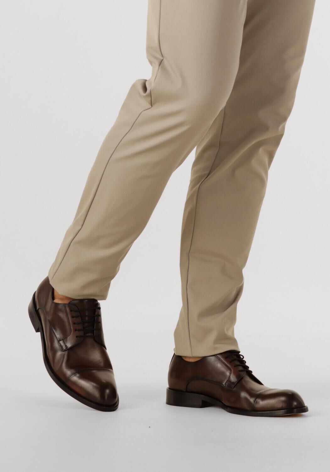 Braune BOSS Business Schuhe TAYIL-L_DERB - large