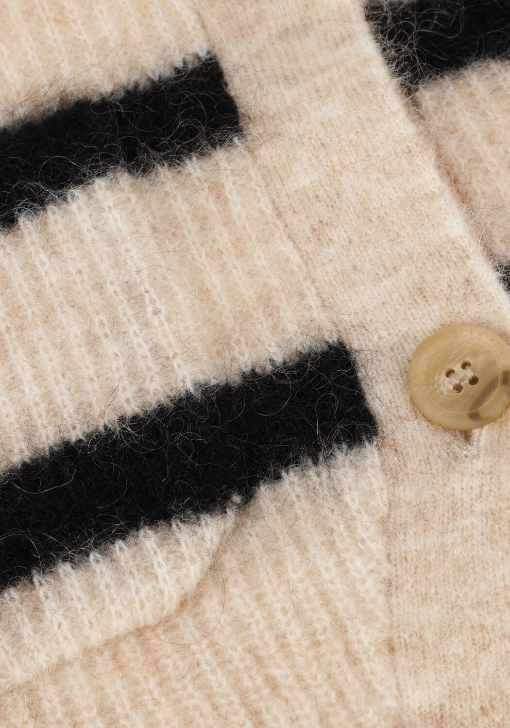 Sand SECOND FEMALE Strickjacke OVALIS KNIT WIDE SLEEVE CARDIGAN - large