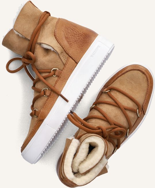 Cognacfarbene BLACKSTONE Winterstiefel UKI Omoda