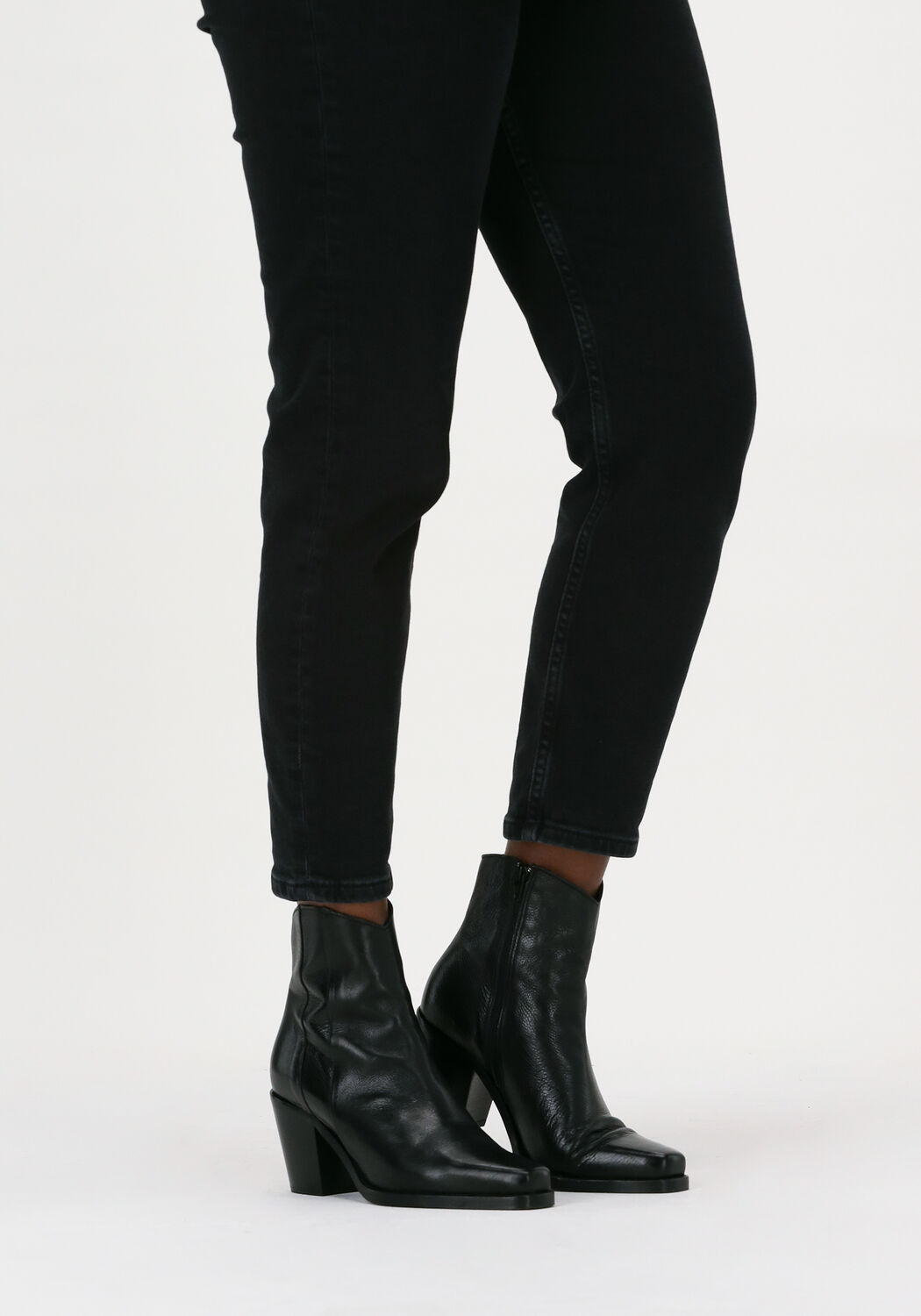 Schwarze VIA VAI Cowboystiefel ANIKA BEAU - large