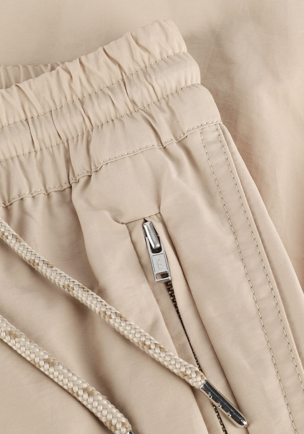 Sand LEVETE ROOM Jogginghose MARILYN 6 PANTS - large