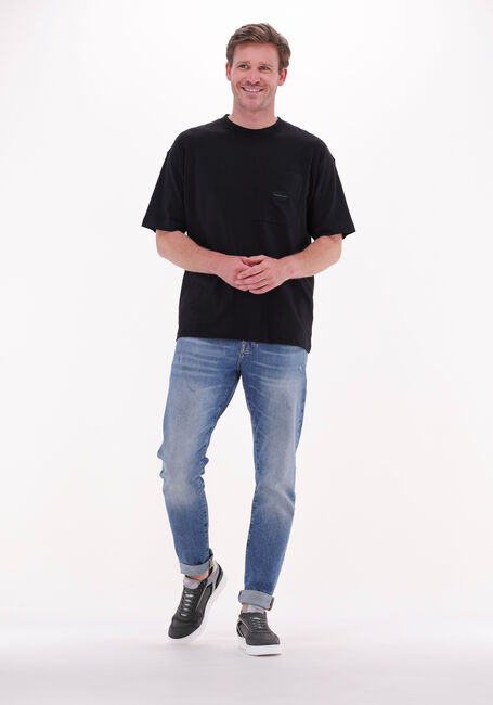 Schwarze CALVIN KLEIN T-shirt SHRUNKEN BADGE POCKET TEE - large