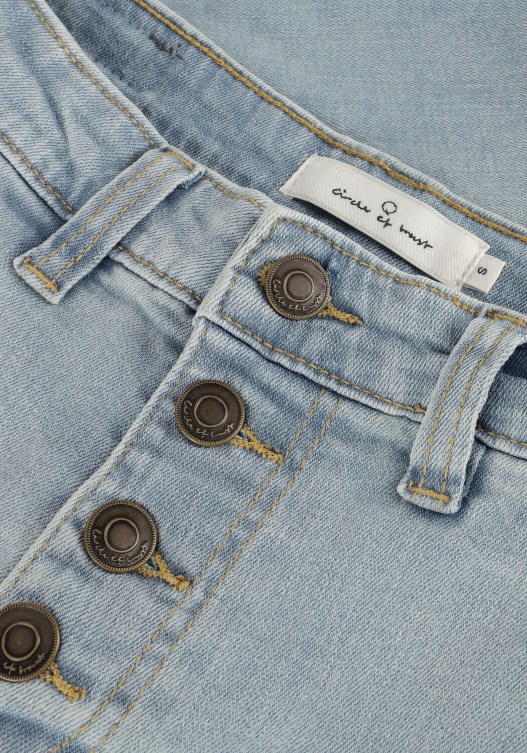 Blaue CIRCLE OF TRUST Kurze Hosen MIKKY SHORT - large