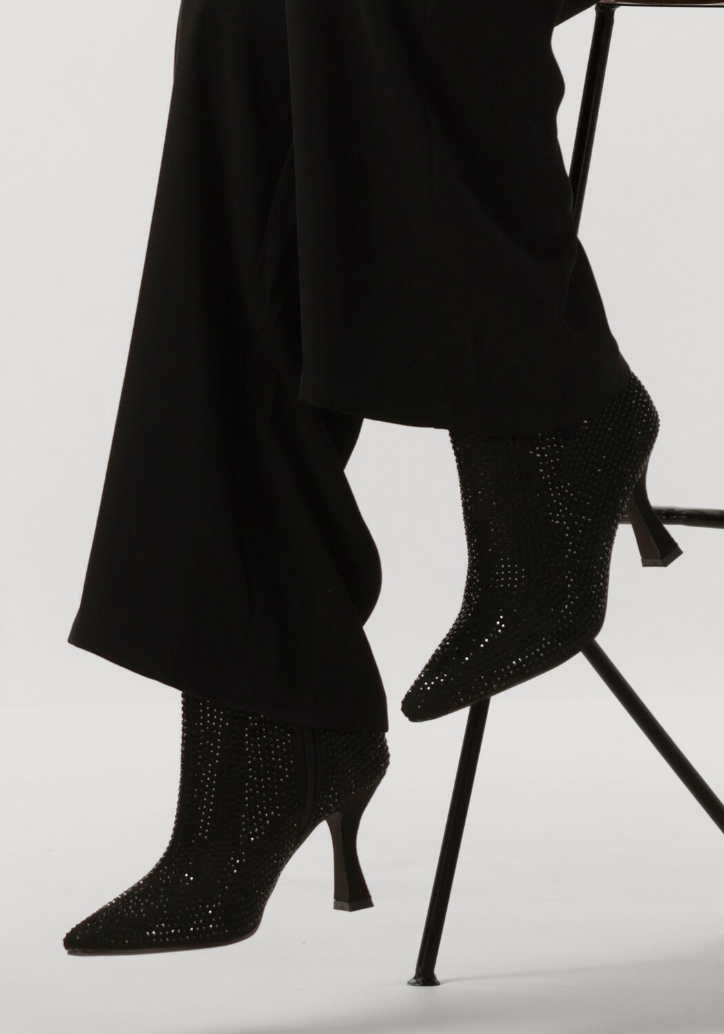 Schwarze OMODA Stiefeletten S4222 - large