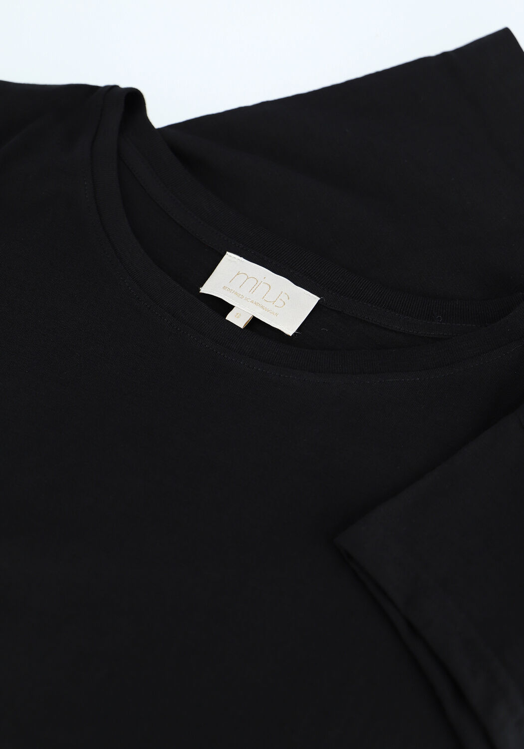 Schwarze MINUS T-shirt LETI TEE - large