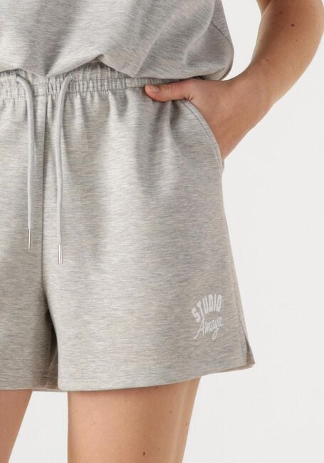 Hellgrau STUDIO AMAYA Kurze Hose SOLEIL SHORT - large
