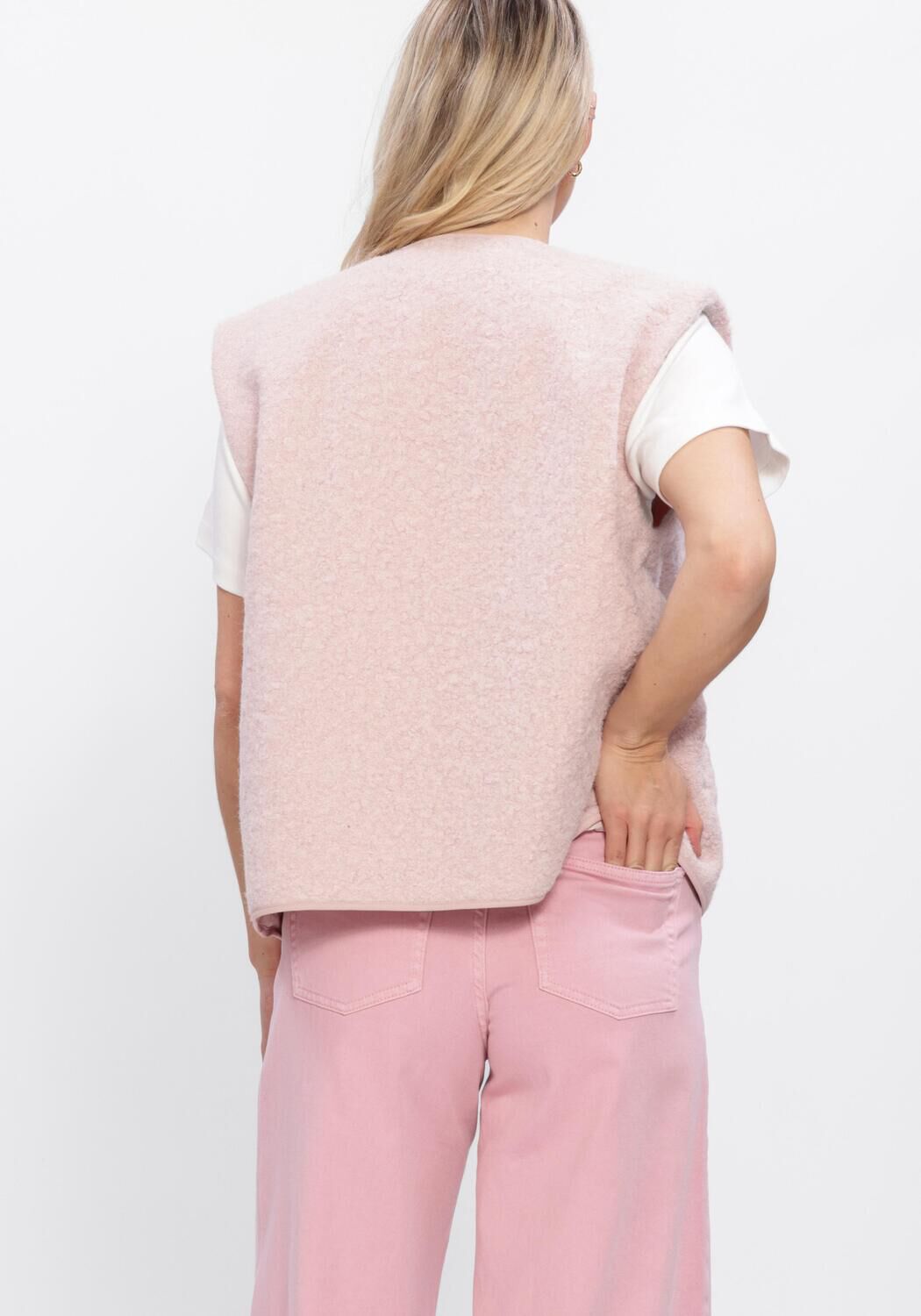 Rosane ANOTHER LABEL Top ALBELINE BOUCLE VEST - large