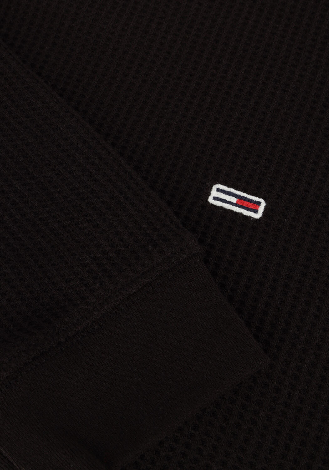 Schwarze TOMMY JEANS Pullover TJM REG WAFFLE L/S TEE - large