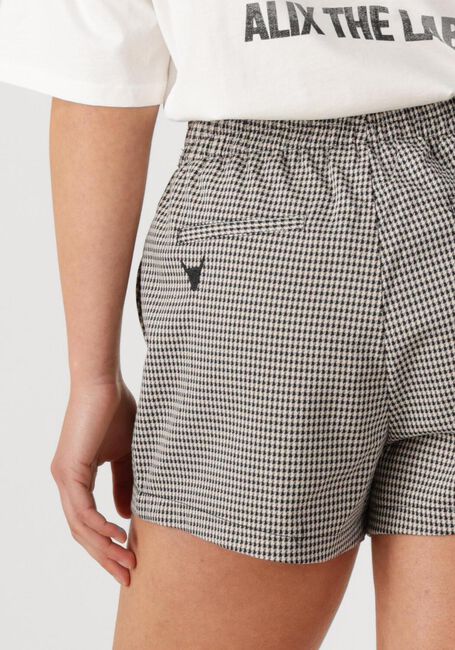 Schwarze ALIX THE LABEL Kurze Hose LADIES WOVEN BOUCLE SHORTS - large