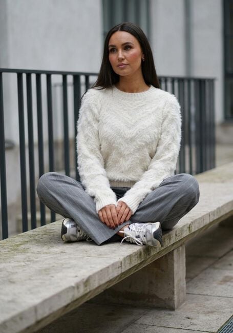 Creme OBJECT Pullover OBJHOLLOW L/S RE KNIT PULLOVER - large