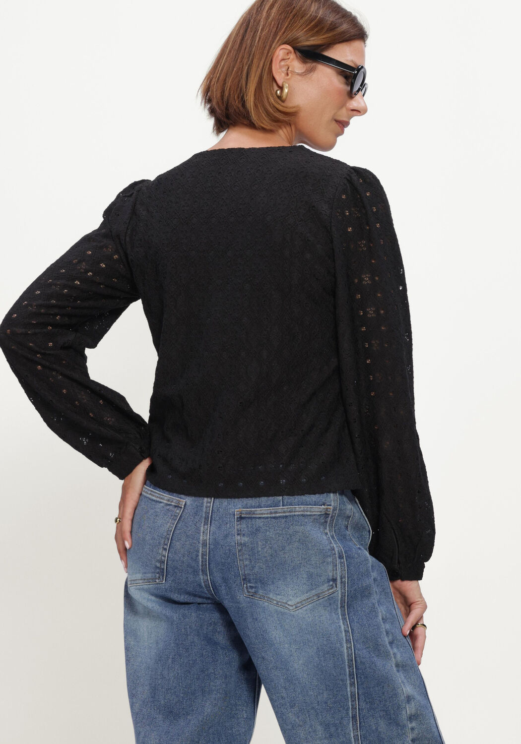 Schwarze OBJECT Top OBJLAILA L/S V-NECK TOP NOOS - large