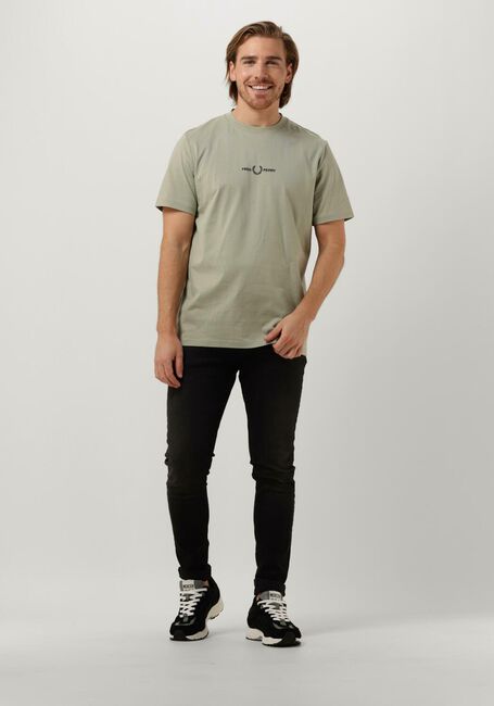 Grüne FRED PERRY T-shirt EMBROIDERED T-SHIRT - large