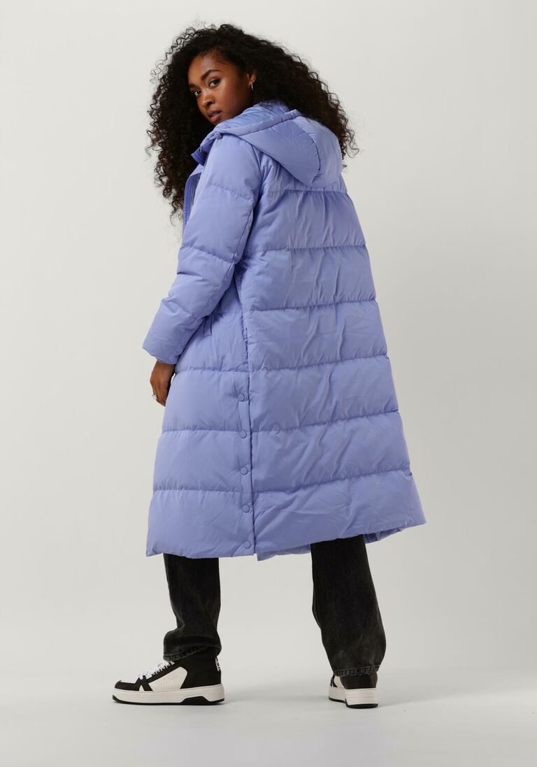 blaue y.a.s. wattierte jack yaspuffa long down coat