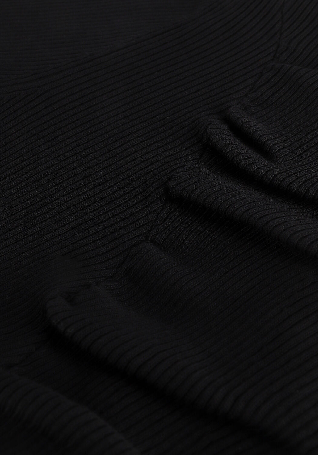 Schwarze NEO NOIR Top NIKIRI KNIT - large