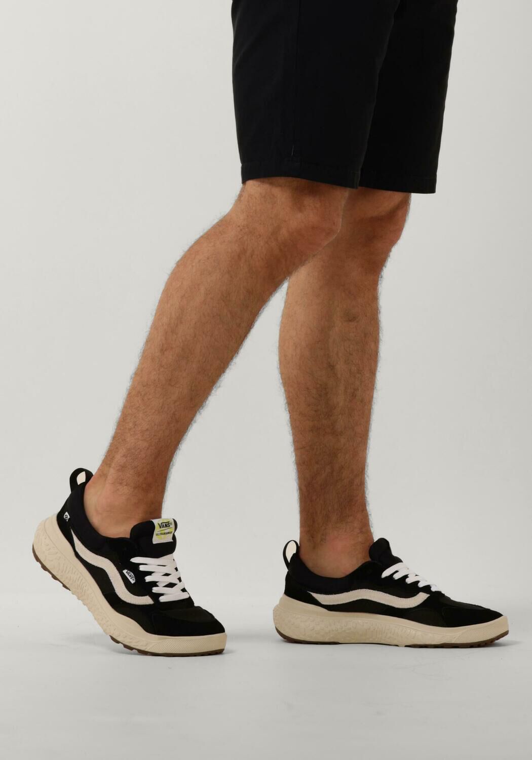Schwarze VANS Sneaker Low ULTRARANGE NEO VR3 MEN - large