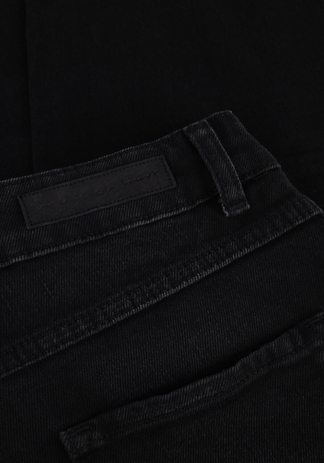 Schwarze CIRCLE OF TRUST Mom jeans CHLOE DNM - large